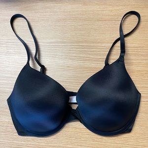 Victoria Secret Wear Everywhere Push-Up Bra